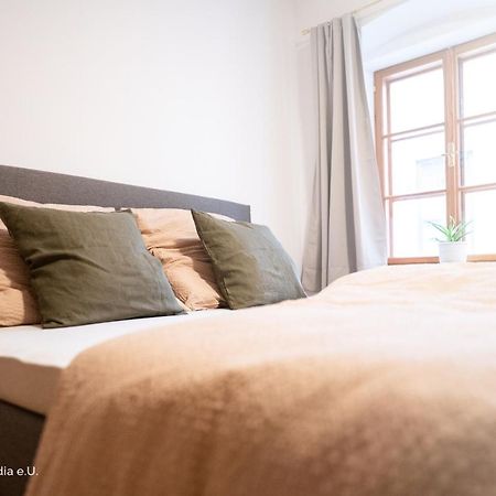 Ferienwohnung Somnia - Altstadt グムンデン エクステリア 写真